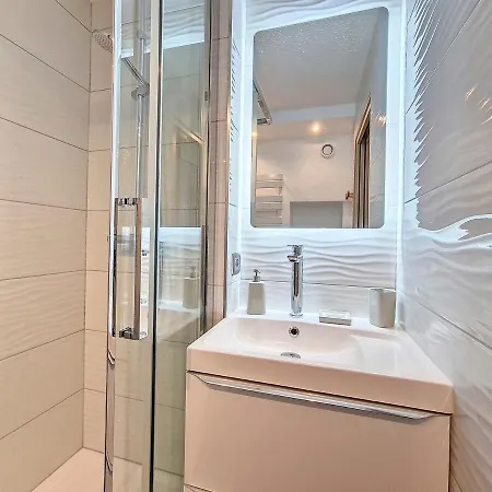 Duplex Confortable Au Pied Des Pistes Avec Balcon Apartamento *